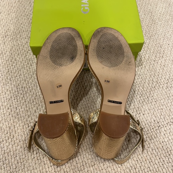 HOLIDAY SALE! 🎁 
Gianni Bini block heels - Picture 5 of 6